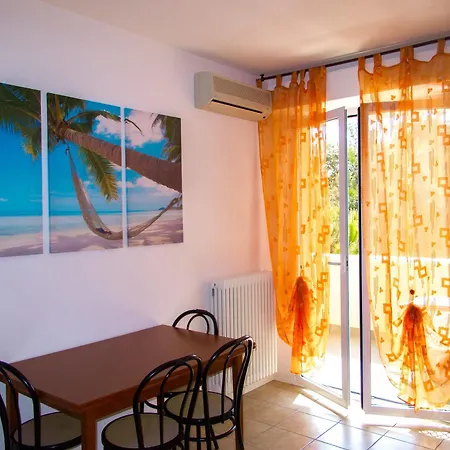 Family Nuova Orchidea Διαμέρισμα *