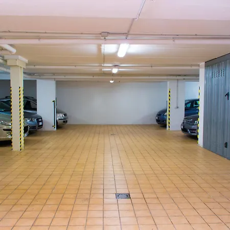 Family Nuova Orchidea *