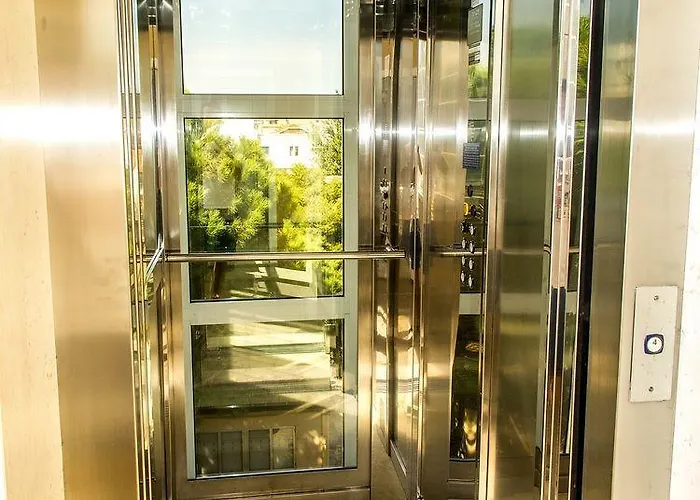 Family Nuova Orchidea *